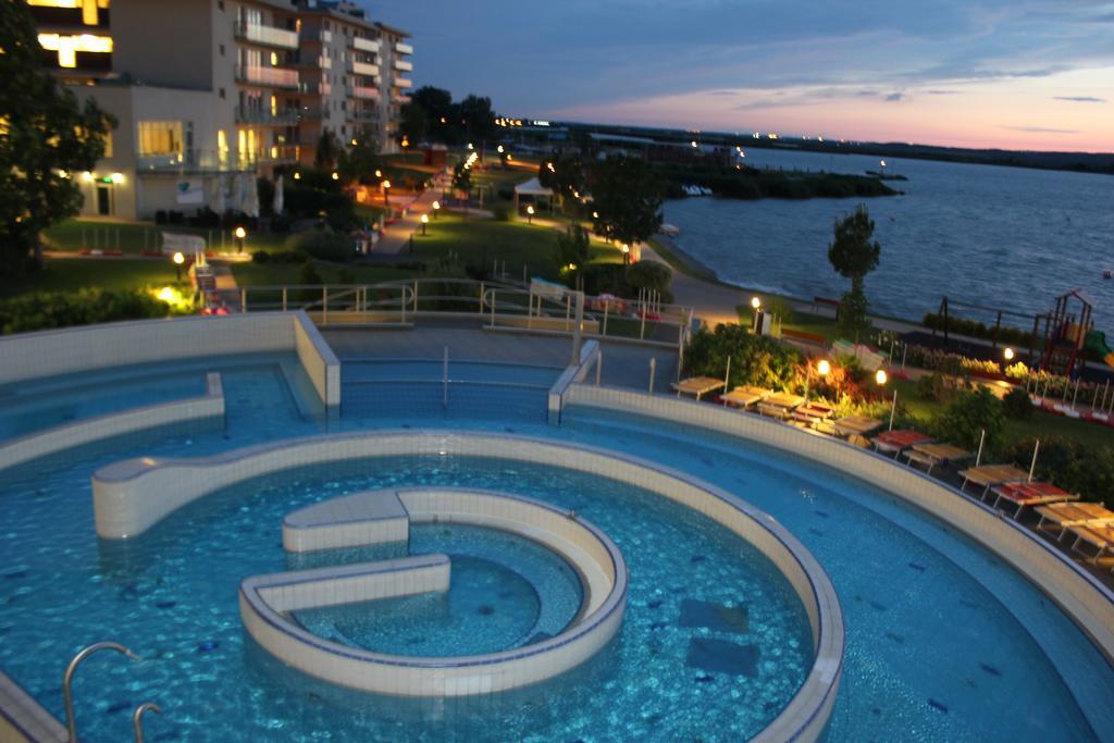 Wellness Apartments In Velence Ngoại thất bức ảnh