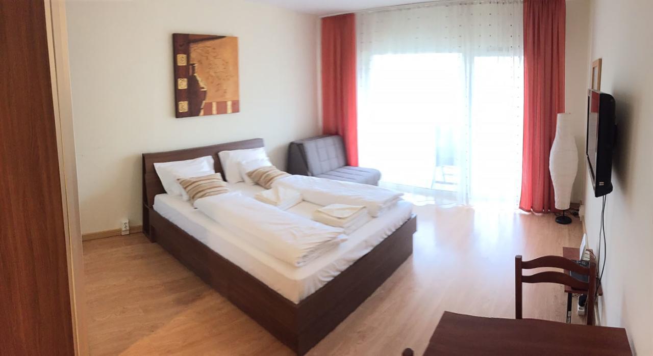Wellness Apartments In Velence Ngoại thất bức ảnh